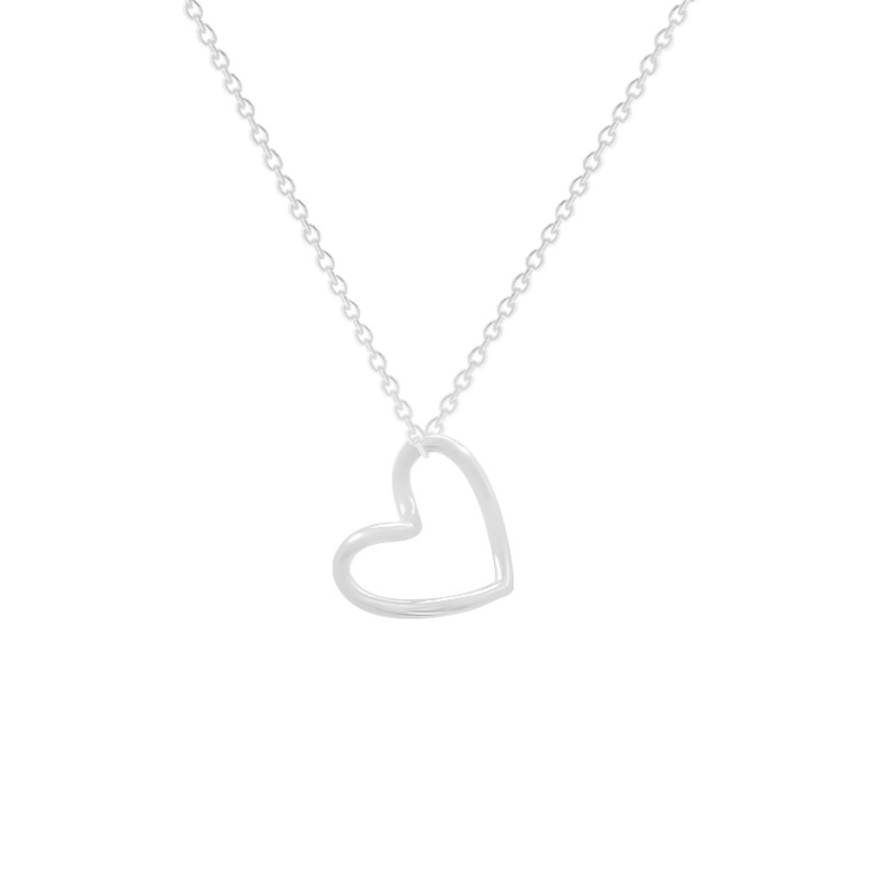 Stainless steel necklace with a unique and high-end look for women, a minimalist heart-shaped pendant in a cold style on Instagram, and a best-selling collarbone chain on Xiaohongshu Item Picture