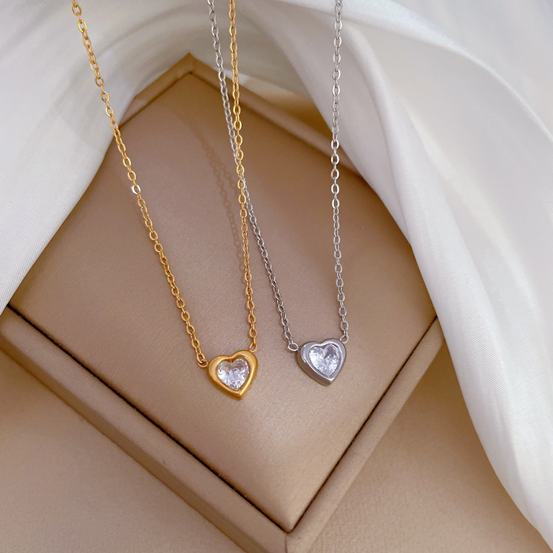 【 All-titanium Steel 】 Cold style, heart-shaped, personalized, minimalist style, real gold necklace inside the furnace, female Instagram influencer collarbone chain Specification drawing