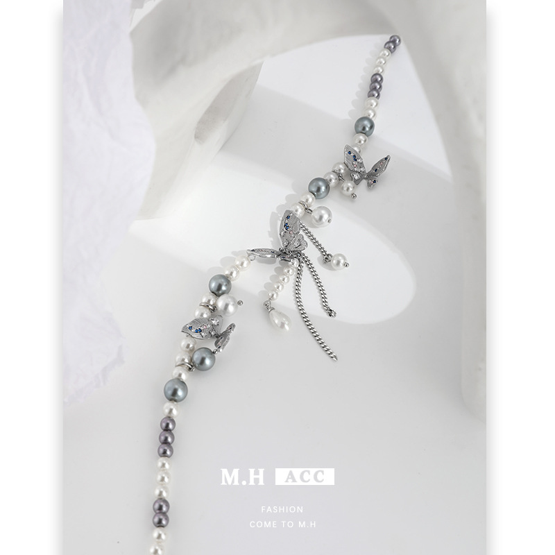 Original butterfly pearl necklace for women, with a light luxury and high-end feel. Colorful zircon collarbone chain, sweet and elegant, fashionable necklace Application Scenario