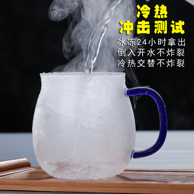 Thickened glass cups, water cups, stainless steel LIDS, transparent cups, wholesale household water cups, tea brewing cups with LIDS, filter flower tea cups Application Scenario