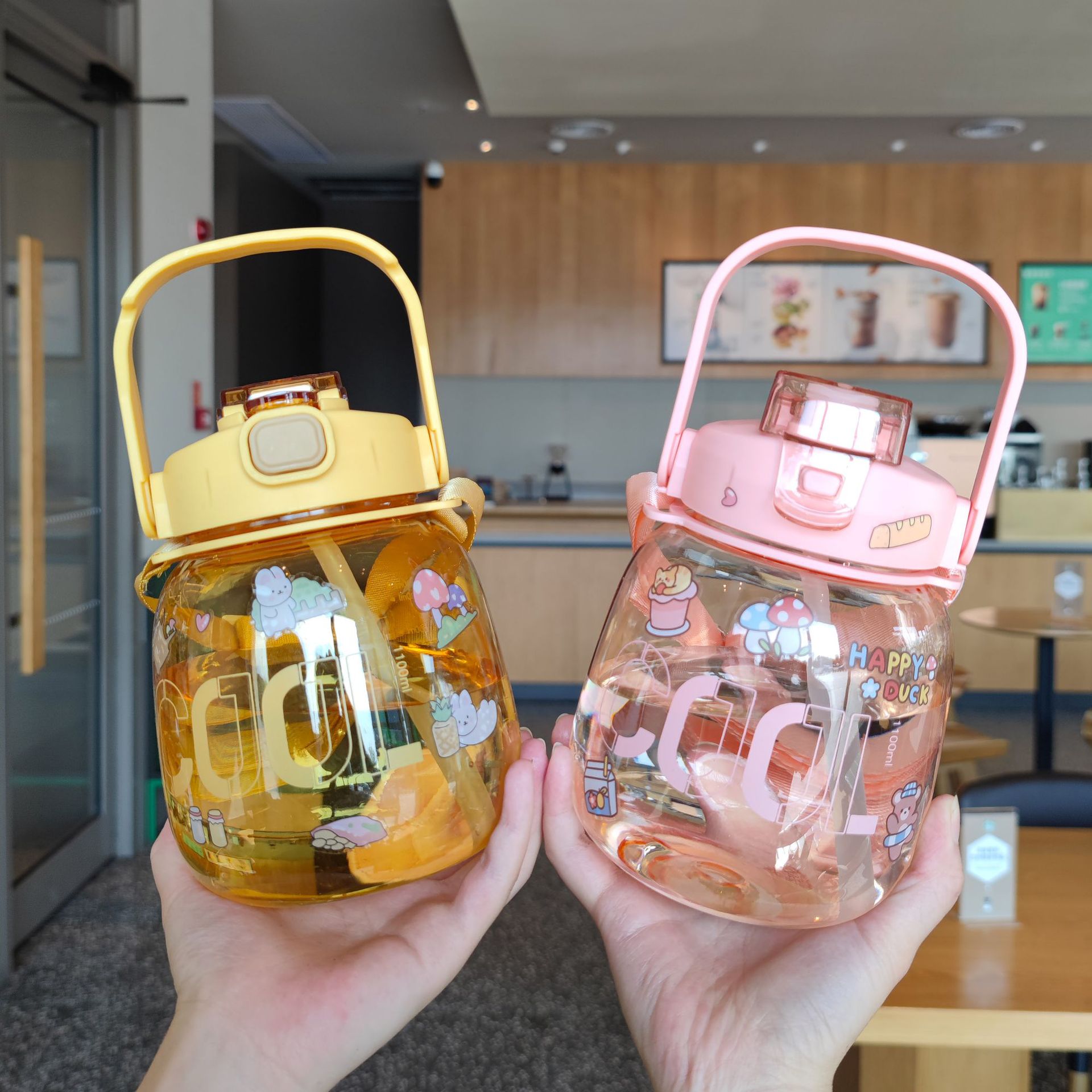 Popular children's straw, large-belted cup, portable shoulder strap, high appearance level, cute water cup, girls' double-drinking cup, large-capacity water bottle Specification drawing