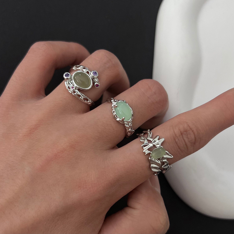 New Chinese-style adjustable opening ring, irregular ins cold style, light luxury, niche design, green stone opening ring details Picture