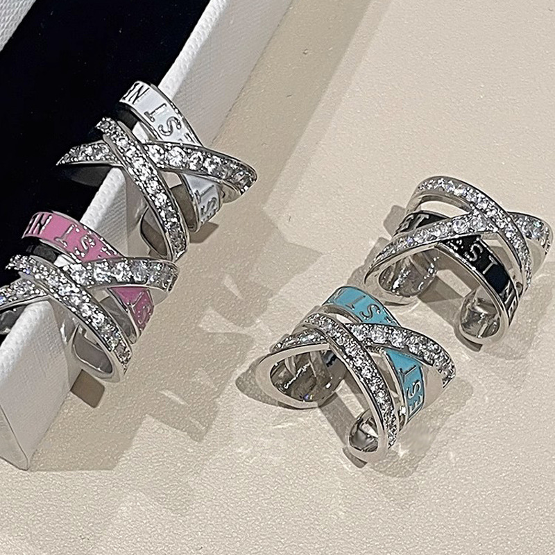 The Western Queen Saturn three-layer hollowed-out diamond-encrusted open ring, sweet and cool style, high-end feel, women's niche, light luxury, ins full figure