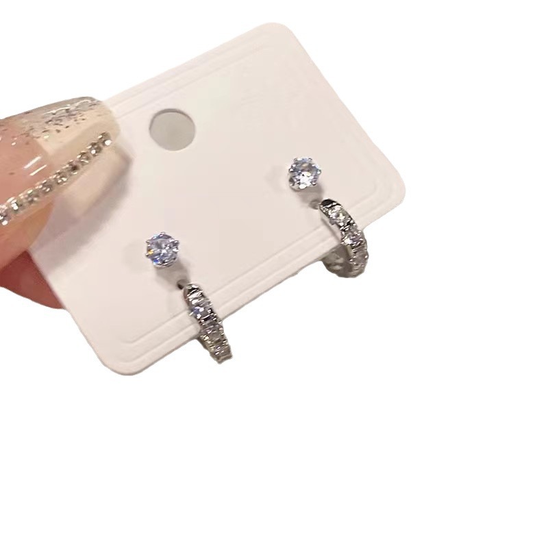 A 4-piece set! Zircon plain ring ear stud earrings, women's niche double ear holes, high-end ear rings and earrings, best-selling ear buckles on Instagram Item Picture