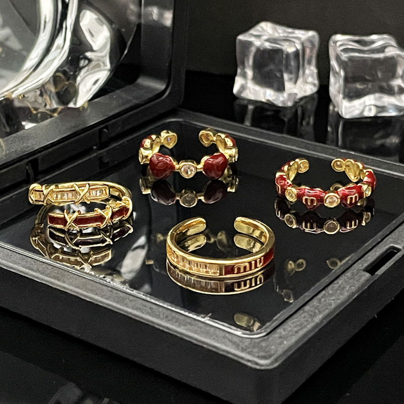 A retro new red glazed heart-shaped opening ring for women, with a unique, light luxury and high-end feel. It's sweet, cool and versatile details Picture