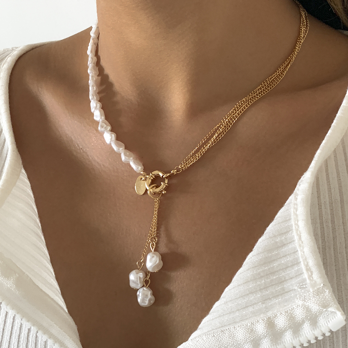 Asymmetrical, irregularity pearl tassel necklace mixed with punk fine chain necklace, cross-border European and American jewelry full figure