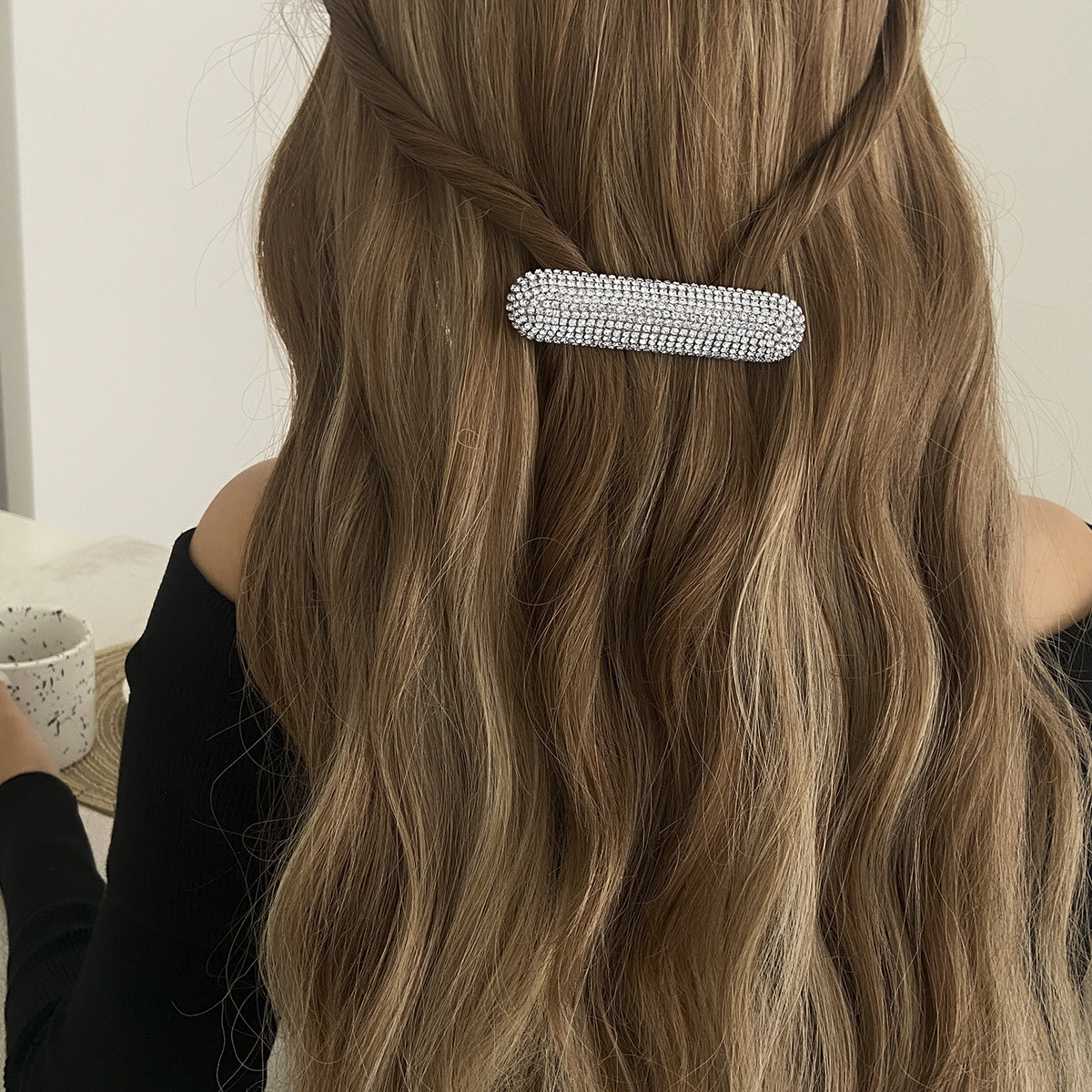 European and American cross-border jewelry, light luxury style, high-end feel, full diamond spring clip hair accessory, 2025 new style, elegant diamond-encrusted hair clip details Picture