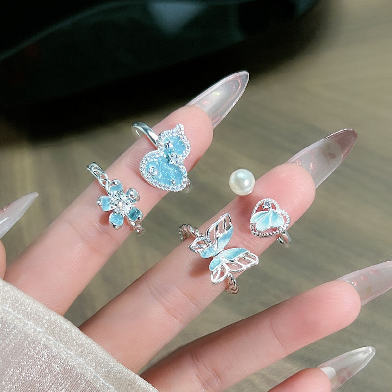 Xiaoxiang Air quality sea blue gradient enamel butterfly open ring, a fashionable butterfly flower personalized light luxury ring for women full figure
