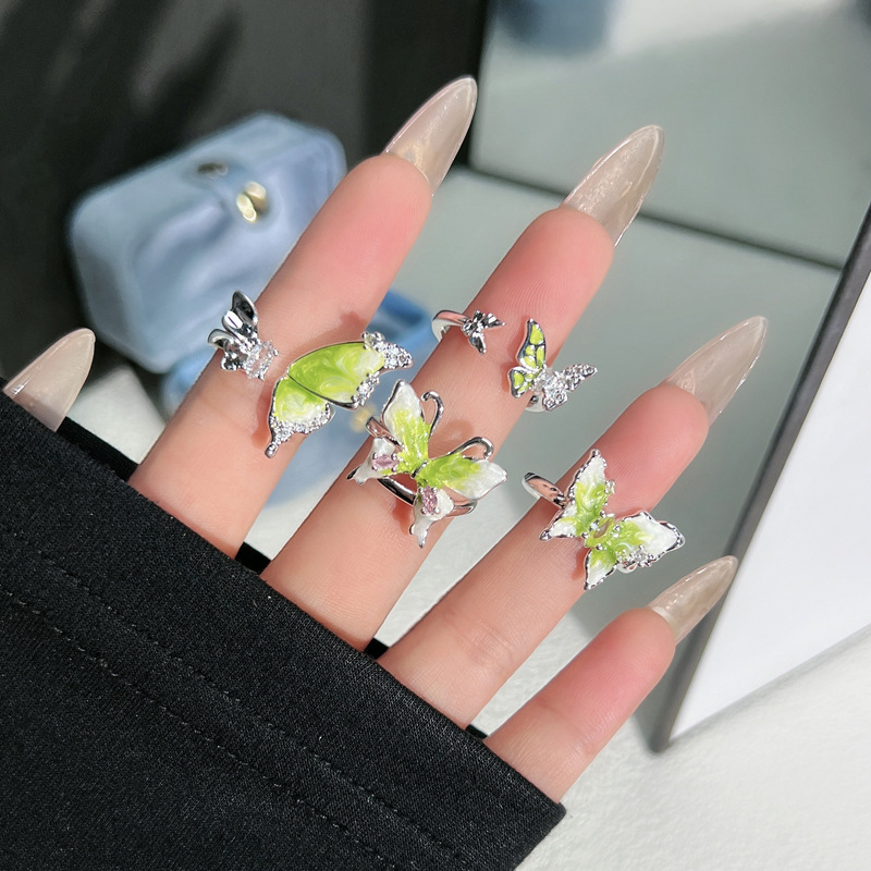 Forest-themed dynamic butterfly gradient green drip glaze ring for women's new style, fresh and light luxury ring, versatile summer accessory full figure