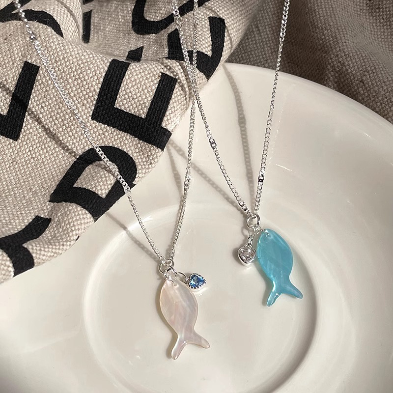 "Sea Street Diary Fresh Mint Green Fish Zircon Necklace, Korean Niche layering collarbone chain, ins beaker necklace. details Picture