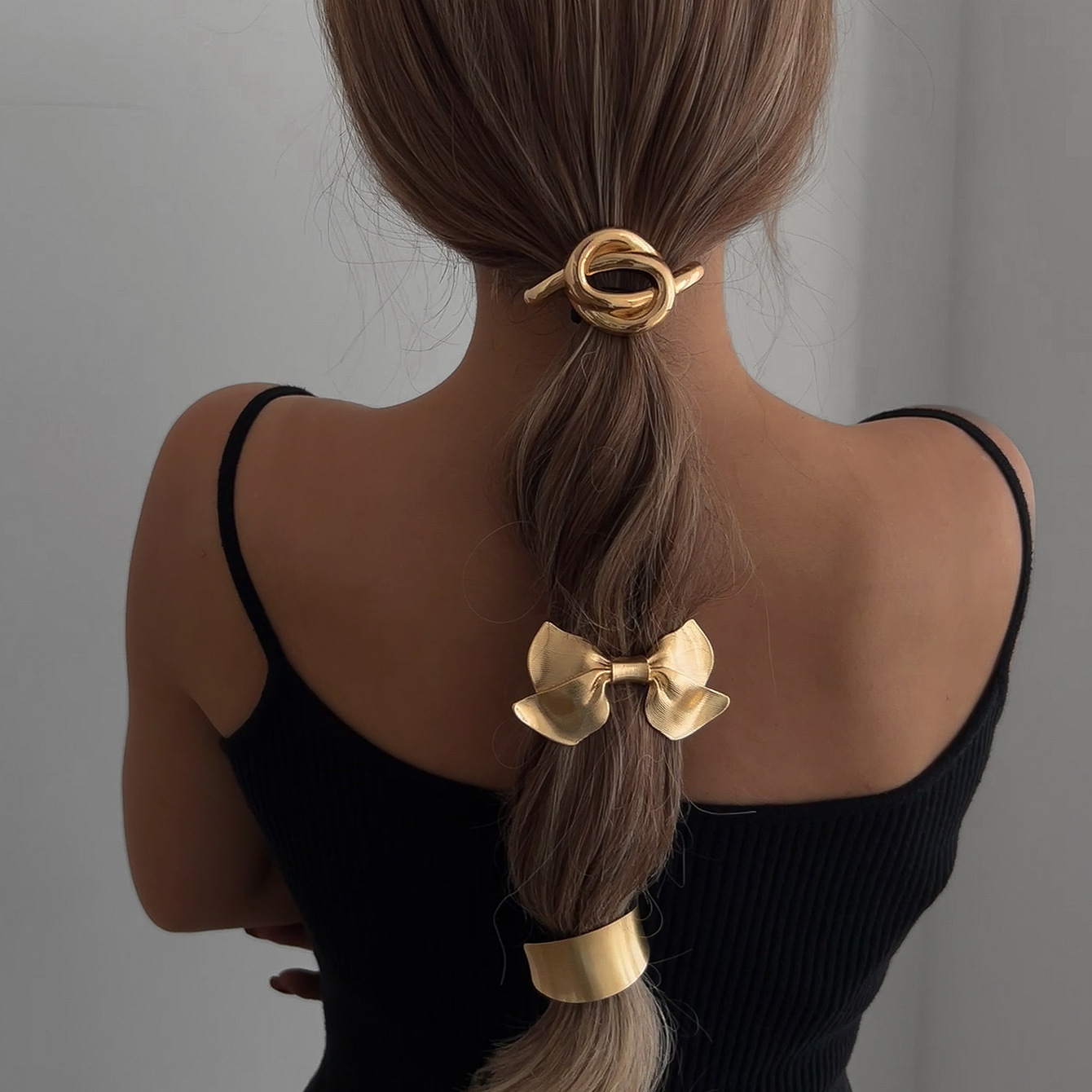 Bow hair tie, versatile and elegant in European and American style, alloy hair band, simple and elegant, half tied in a ponytail at the back of the head, hair accessory and headwear full figure