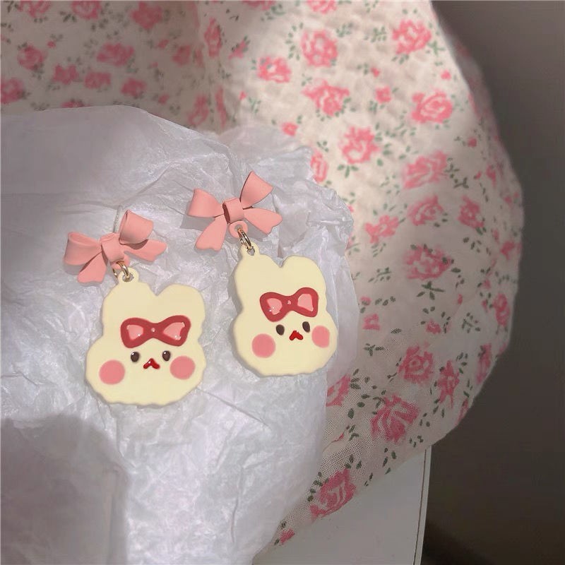Super sweet ~ Sweet and cute rabbit stud earrings in the Japanese and Korean style, versatile and feminine, with a unique design and simple style Specification drawing
