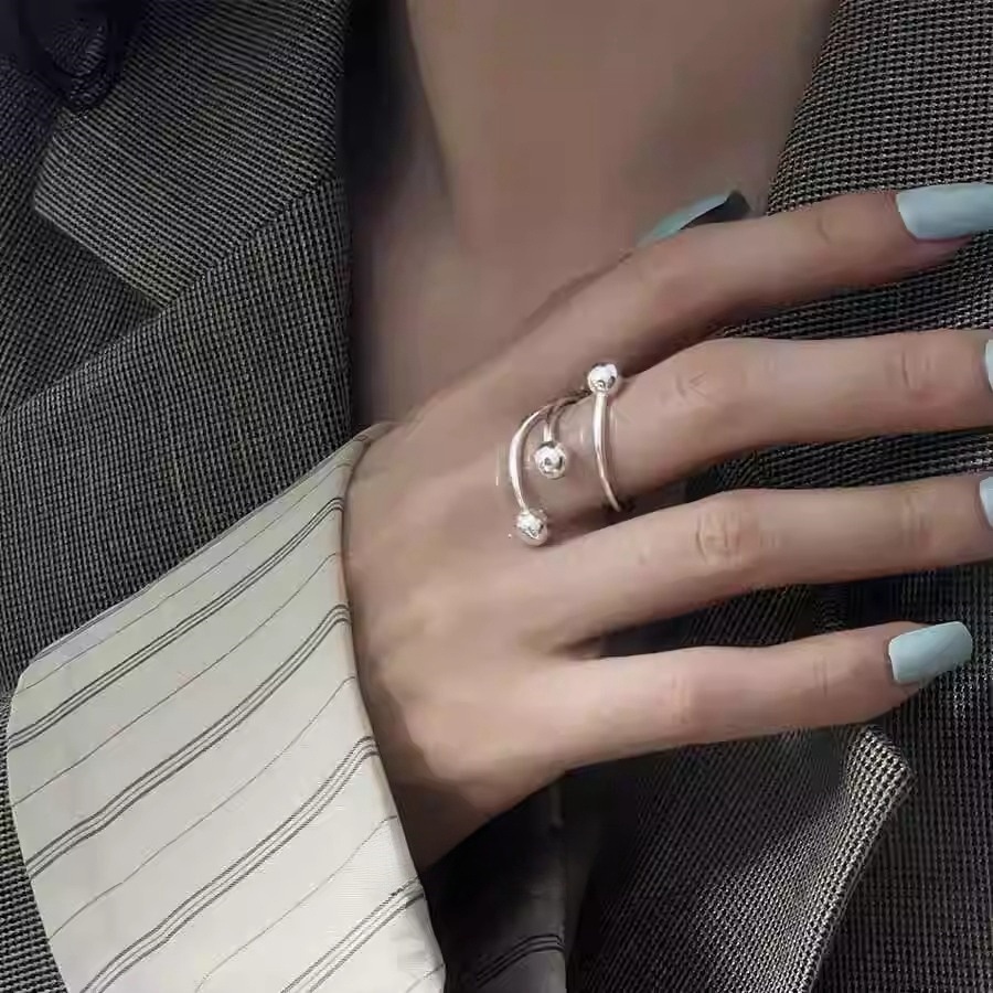Korean 925 sterling silver minimalist staggered round bead ring for women's ins fashion, individuality, niche and high-end style laid-back ring Specification drawing