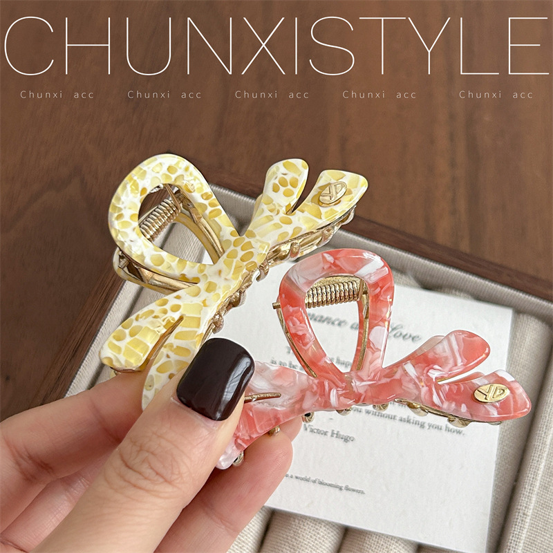 YD French bow acetate hair clip, women's back head coiled hair clip, niche design sense shark clip hair clip headwear Application Scenario