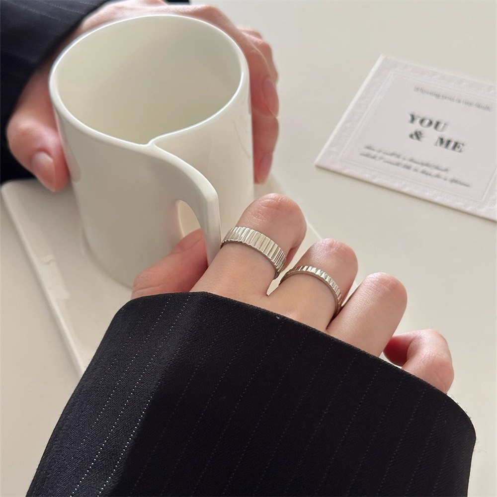Korean version simple vertical stripe ring for women, 925 sterling silver, niche design, high-end and cold style open index finger ring details Picture