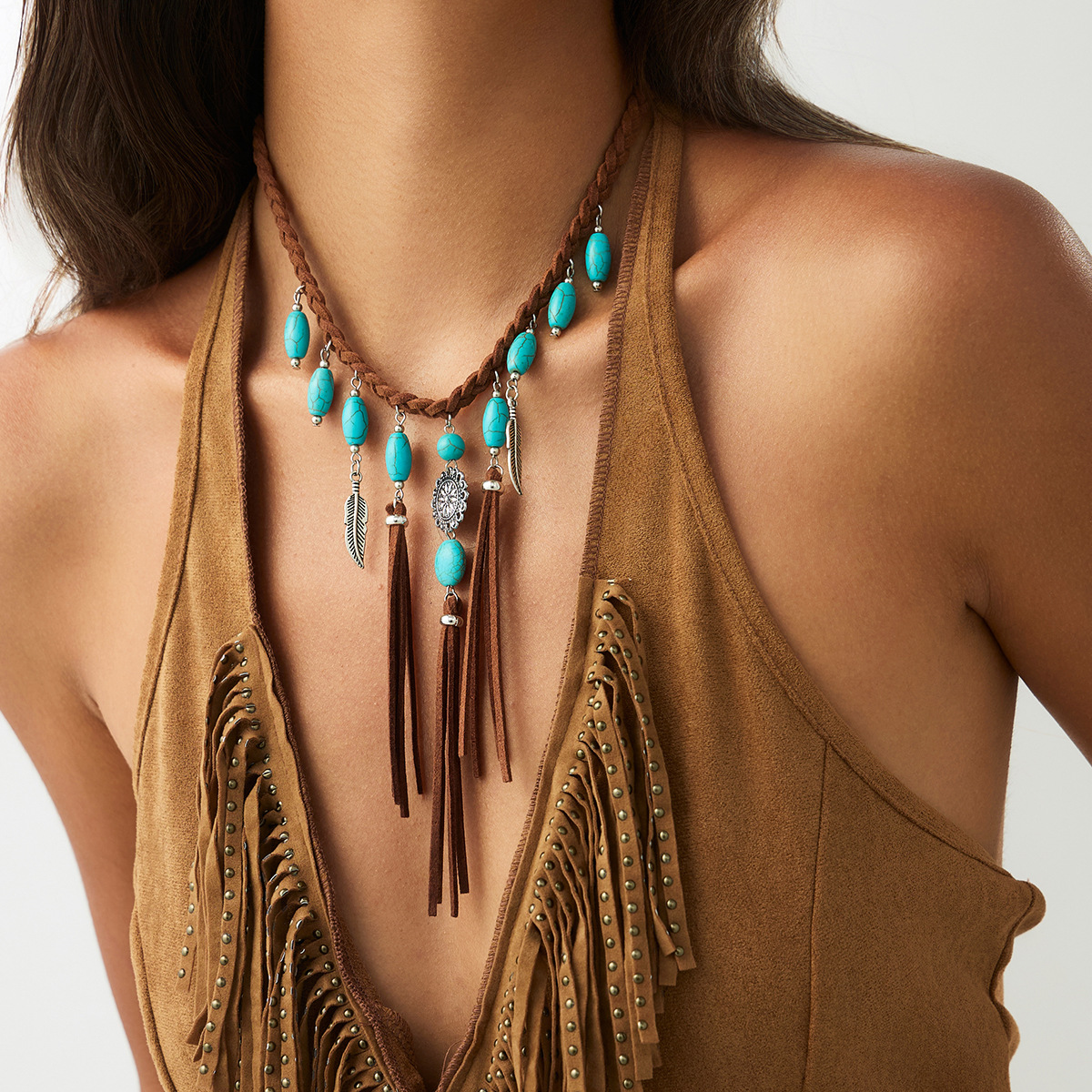 European and American cross-border jewelry, ethnic-style velvet fabric woven tassel necklace, Bohemian turquoise pendant, collarbone chain full figure