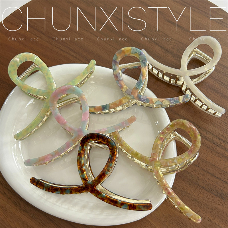 French acetate hairpins for women 2023 summer, new high-end style, large hairpin, shark clip headwear at the back of the head full figure