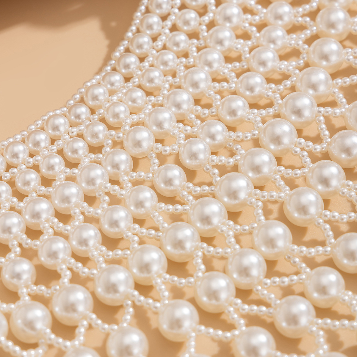 European and American cross-border jewelry baroque mesh tassel pearl Necklace retro woven multi-layer Necklace new style Application Scenario