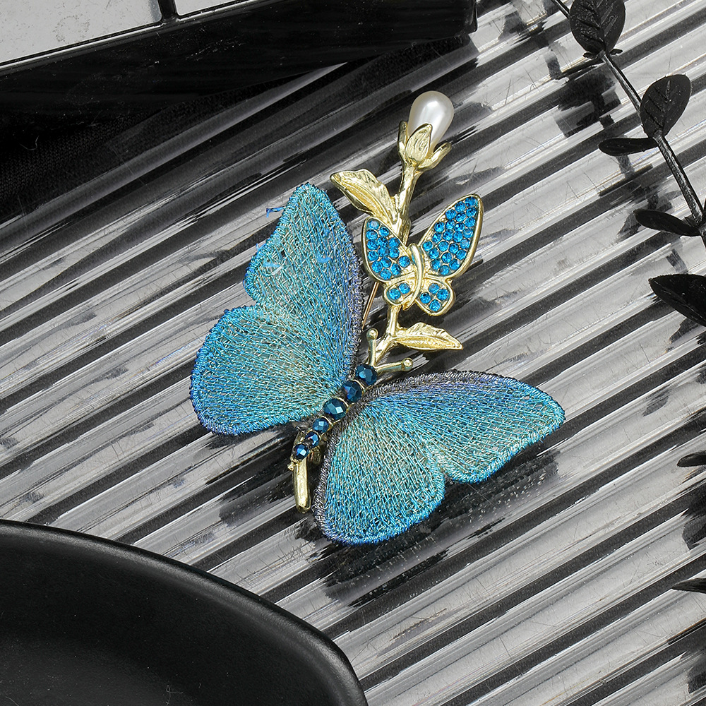 New Chinese-style elegant purple-blue butterfly pearl brooch, women's national trend ancient style light luxury high-end fashionable and elegant brooch Specification drawing