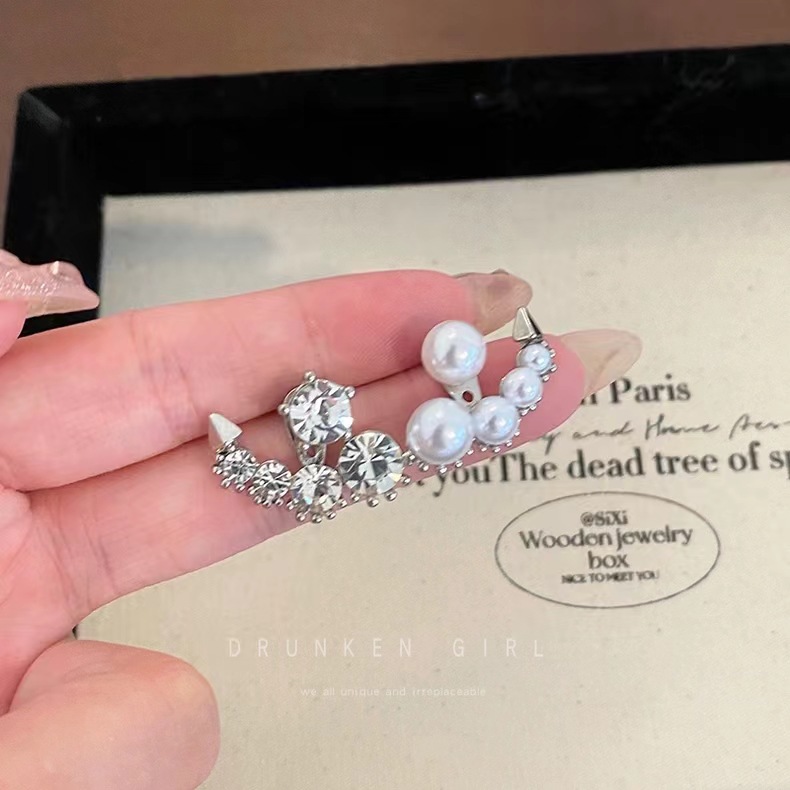 Unique ~ Back hanging asymmetrical AB style pearl earrings, the same as Sarah's 2025 new earrings, internet-famous earrings Specification drawing