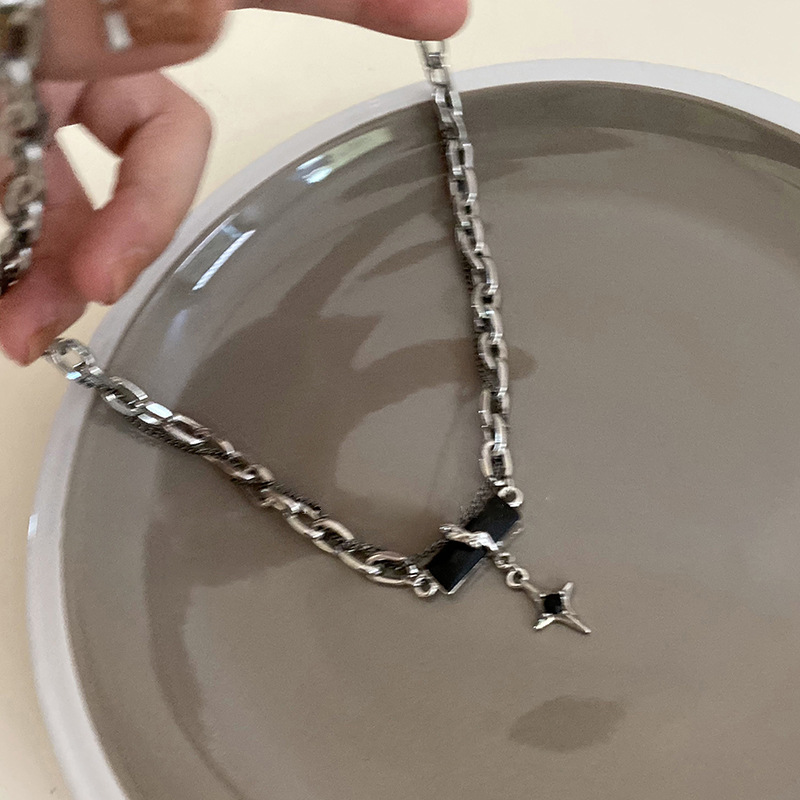 Black zircon starlight necklace for women's summer Instagram hip-hop fashion 2023 new style personalized collarbone chain details Picture
