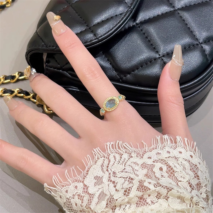 Japanese-style sky blue gemstone ring, a retro, niche, exquisite and high-end ring for women, simple and elegant, versatile index finger ring details Picture