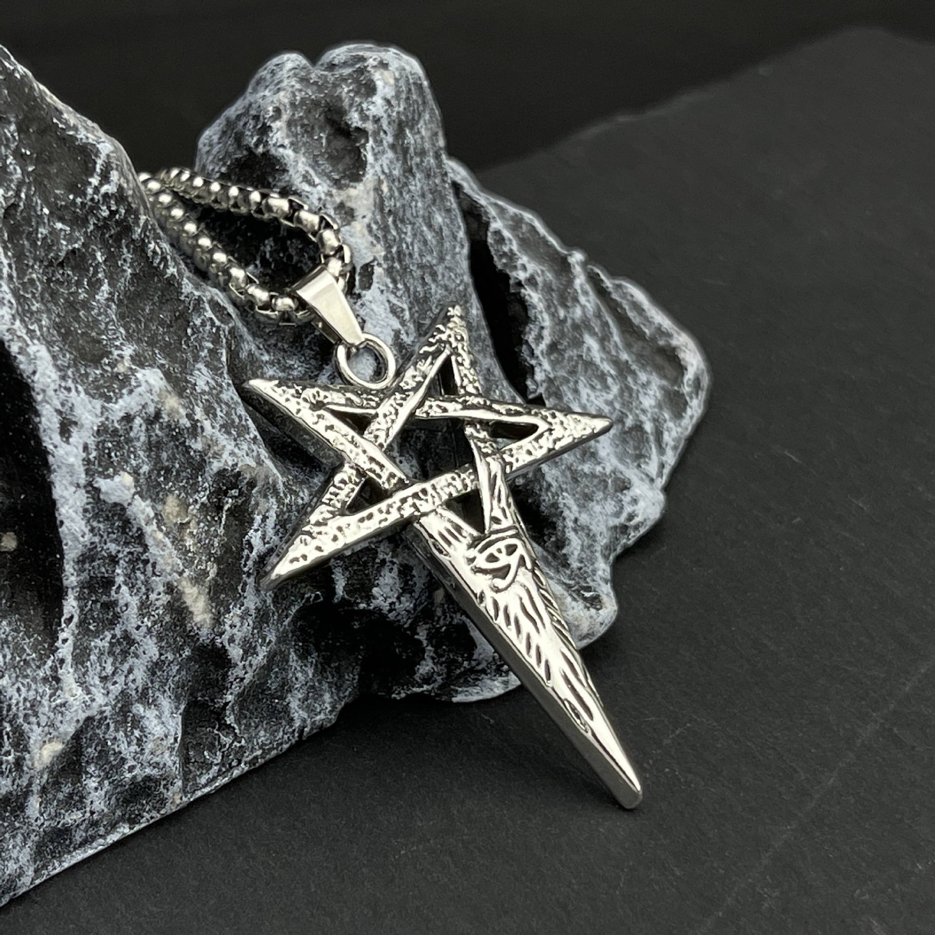 Wholesale of 2024 new European and American Viking five-pointed star alloy pendant and retro personality Devil's Eye titanium steel necklace details Picture