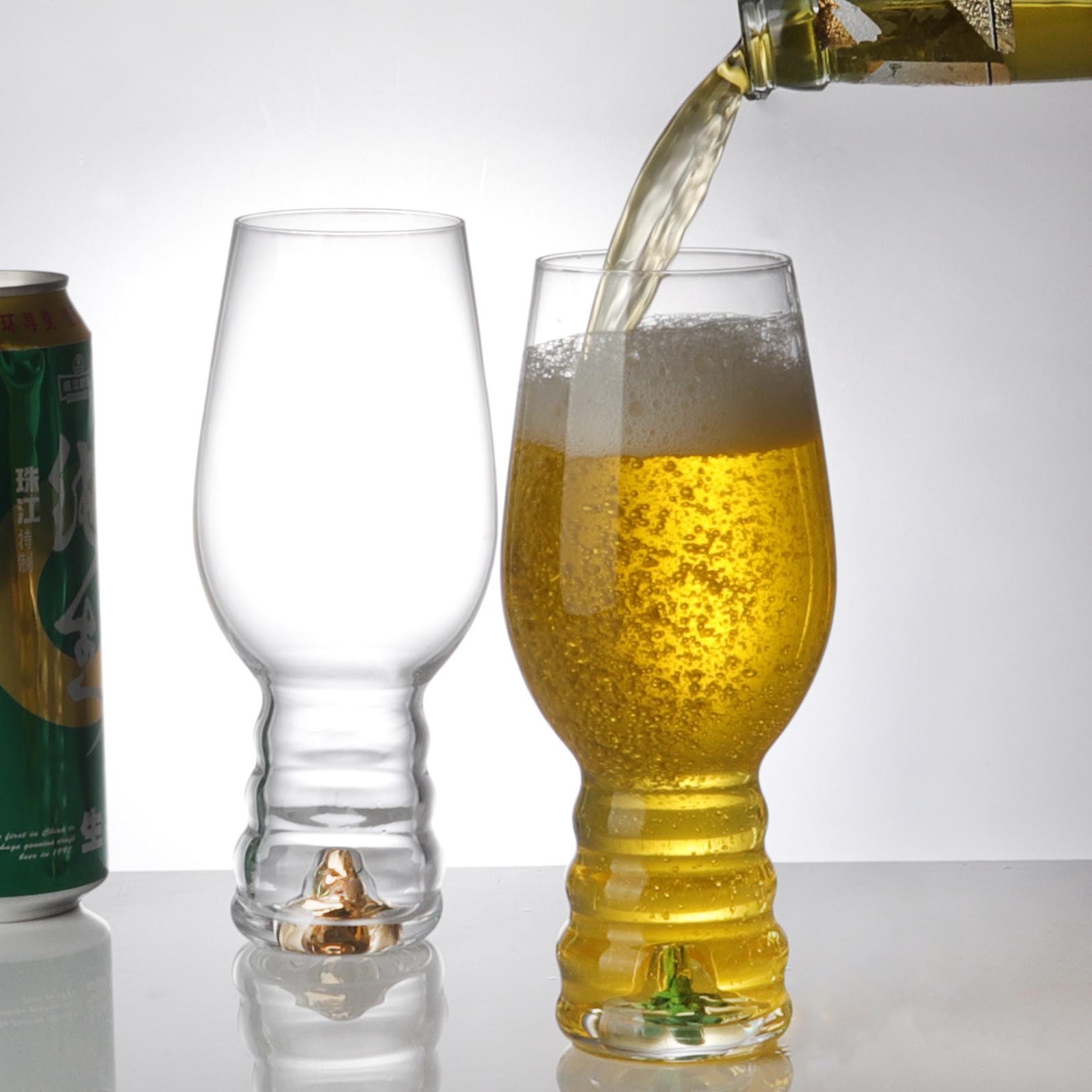 Wholesale of creative household high borosilicate glass craft beer cups, commercial high-appearation-level large-capacity draft beer cups for hotels details Picture