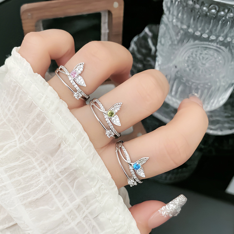 This Korean-style light luxury and high-end fish-tail set zircon fashion ring is a trendy, sweet and cool, multi-layered index finger ring for women Application Scenario