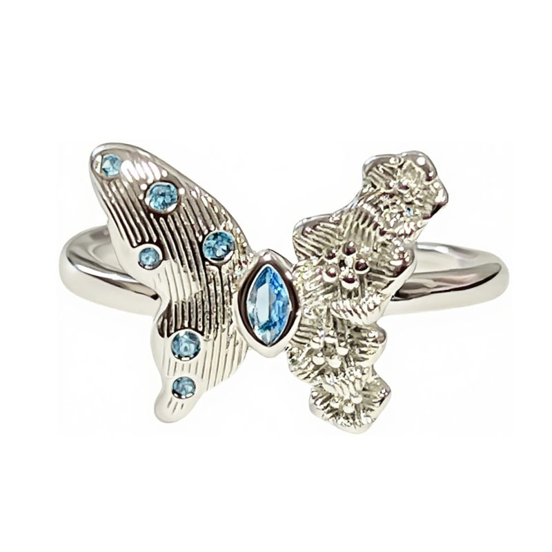 Old money style simple and exquisitely carved flower ring for women, retro blue diamond butterfly, individual, light luxury, high-end fashion ring Item Picture