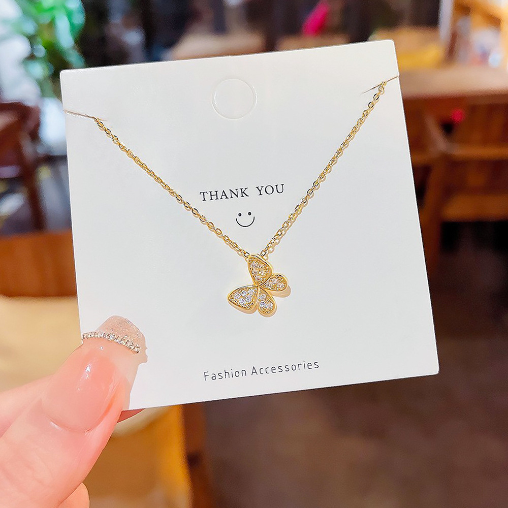 Student sweet butterfly pendant necklace, women's light luxury niche collarbone chain, 2024 new style collarbone chain accessory wholesale full figure