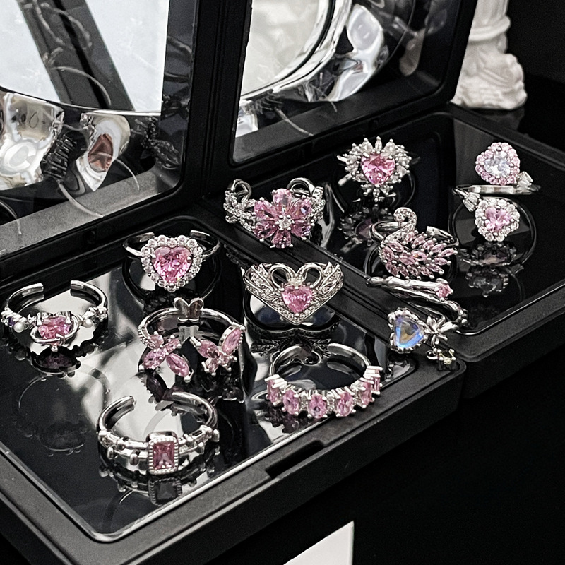 Light luxury pink diamond heart-shaped opening ring for women, sweet flowers, fashionable butterflies, swans, high-end and elegant, exquisite ring Specification drawing