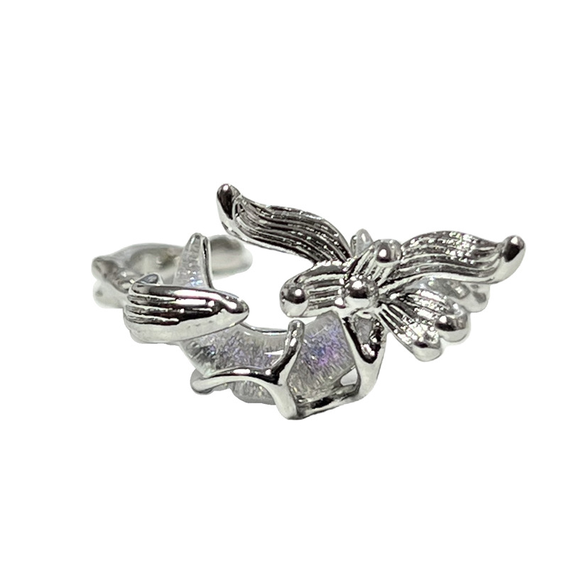 Simple and individual, cold style moon butterfly ring, adjustable for women, sweet, cool, exquisite, versatile, fashionable and niche index finger ring Item Picture
