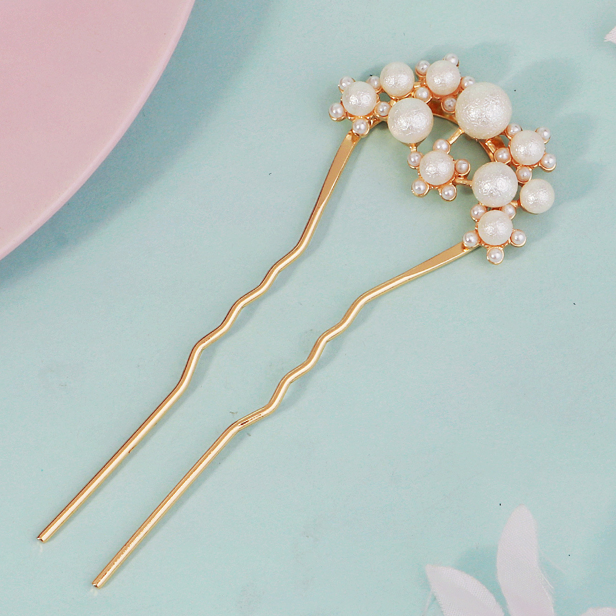 Golden and elegant pearl water diamond U-shaped hairpin, retro new Chinese style large hairpin, coiled hairpin, bride's Xiuhe dress hair accessory Specification drawing