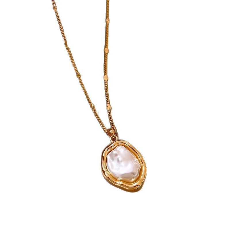 Irregular Baroque pearl necklace for women, 2024 new style, light luxury and niche collarbone chain pendant Item Picture