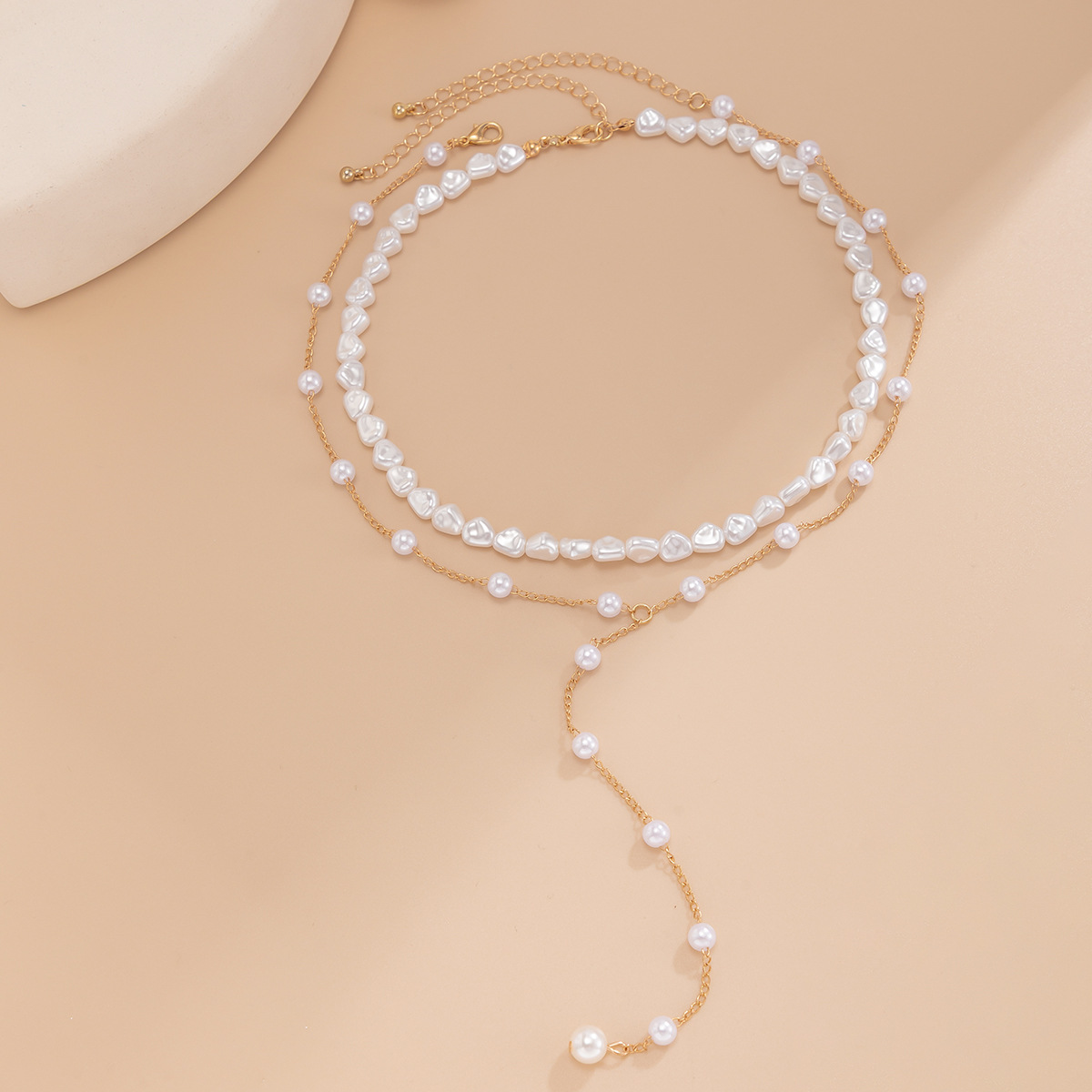 European and American cross-border jewelry, high-end pearl beaded multi-layer collarbone chain, personalized Y-shaped pearl tassel necklace set Application Scenario