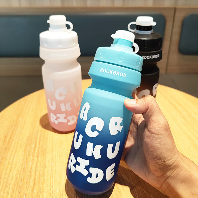 Outdoor cycling sports and fitness water cup, PP plastic cup, gradient color matte, camping and off-road, large-capacity water bottle details Picture