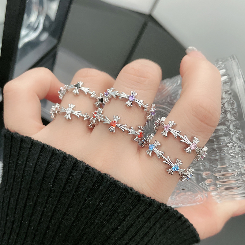 A niche retro cross-shaped open ring for women, a simple layering of colored zircon, sweet, cool, fashionable and versatile ring for commuting full figure
