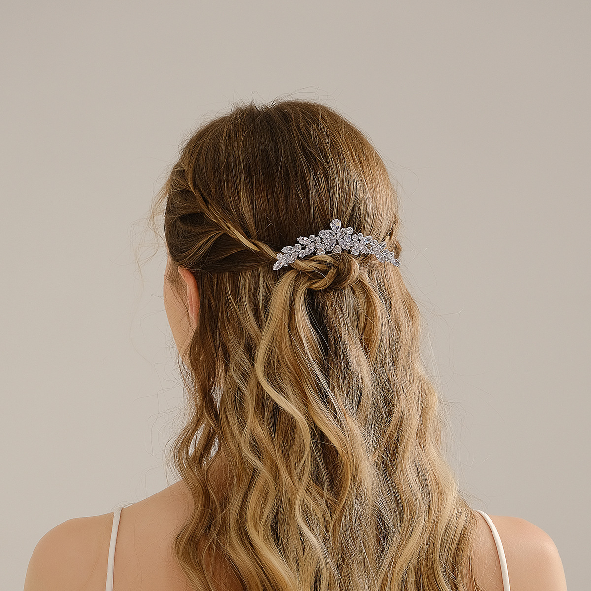 Cross-border bride hair accessory with a high-end and versatile style, a wedding dress and evening gown headwear with a niche design sense, a zircon flower hair comb details Picture