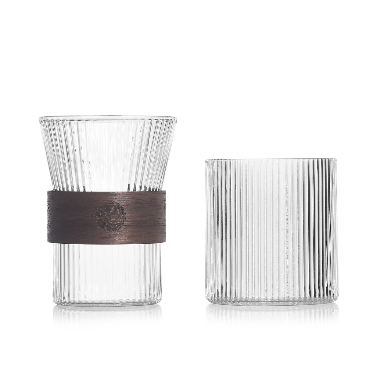 Vertical striped glass cups, household heat-resistant drinking cups, InS-style tea brewing cups, office tea cups, transparent striped wine glasses Item Picture