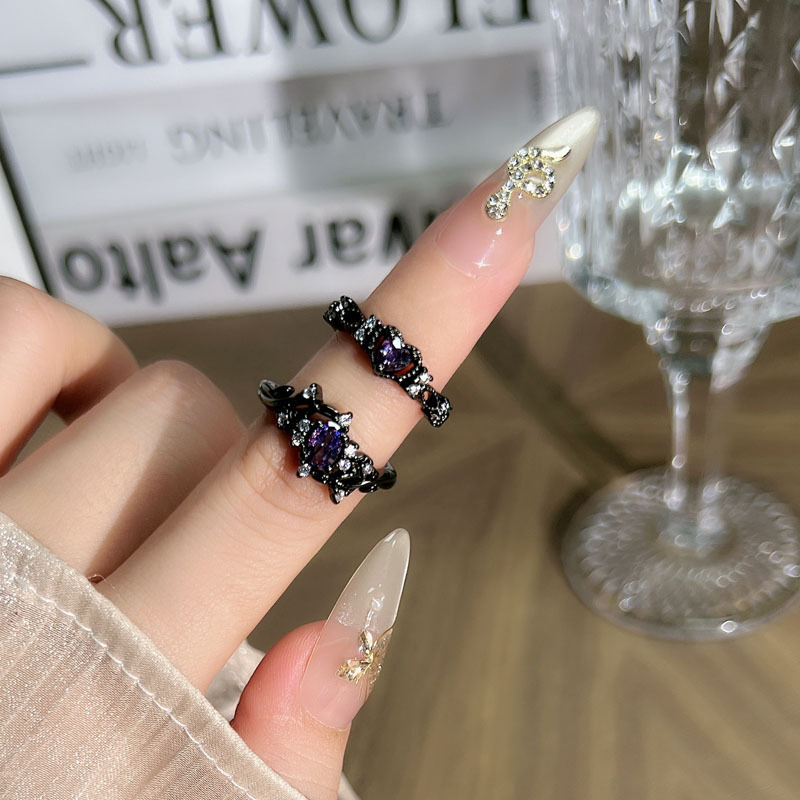 Cross-border European and American gothic dark style with purple diamonds, unique open ring, neutral style, spicy girl, high-end index ring details Picture