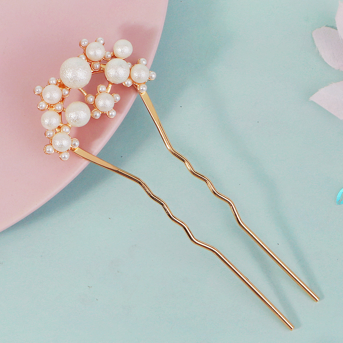 Golden and elegant pearl water diamond U-shaped hairpin, retro new Chinese style large hairpin, coiled hairpin, bride's Xiuhe dress hair accessory full figure