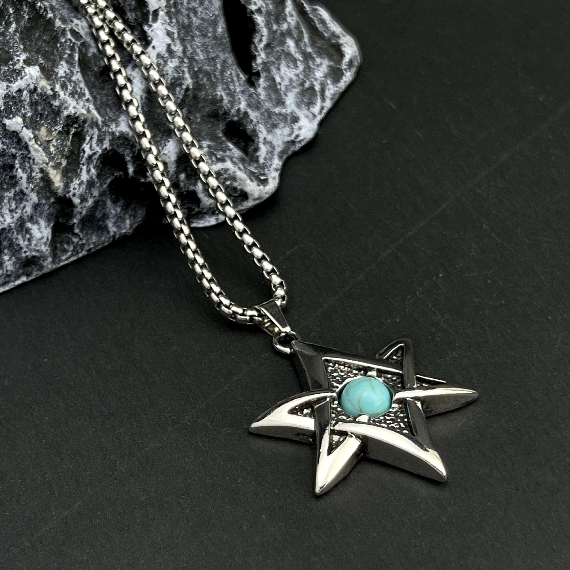 Wholesale of 2024 new European and American hip-hop turquoise hexagram pendants, fashionable and retro ins personalized titanium steel pendants Specification drawing