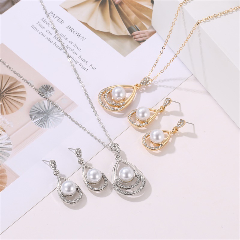 Fashionable pearl jewelry set, elegant teardrop-shaped necklace, stud earrings, two-piece set, personalized and elegant bridal accessories wholesale Specification drawing