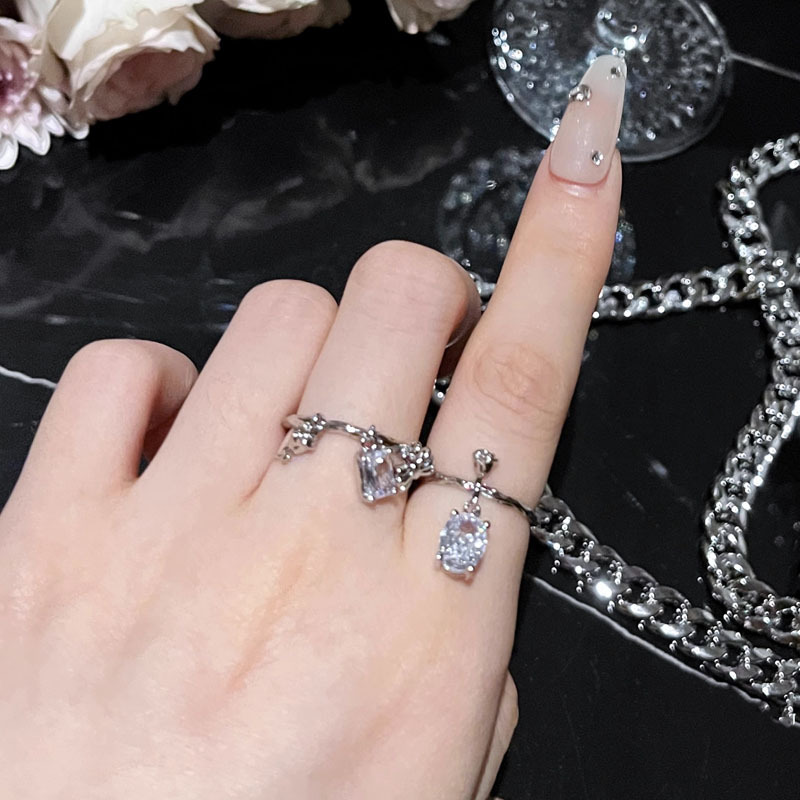 French gentle and exquisite rose bow open ring women's pendant, a niche Instagram cold and elegant quality ring full figure