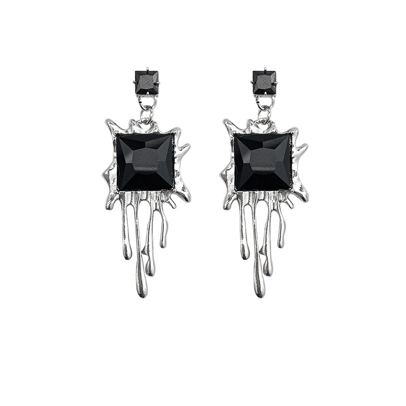 Irregular lava water drop earrings, sweet and cool feminine style, versatile, dark and high-end fringed stud earrings S925 silver needle earrings Item Picture