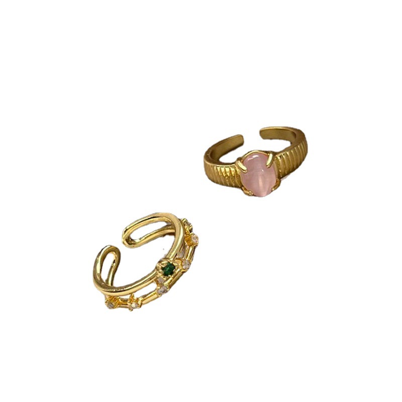 A light luxury, high-end, exquisite and elegant pink cat's eye, golden opening ring, a niche design for women, an InS-style food ring Item Picture