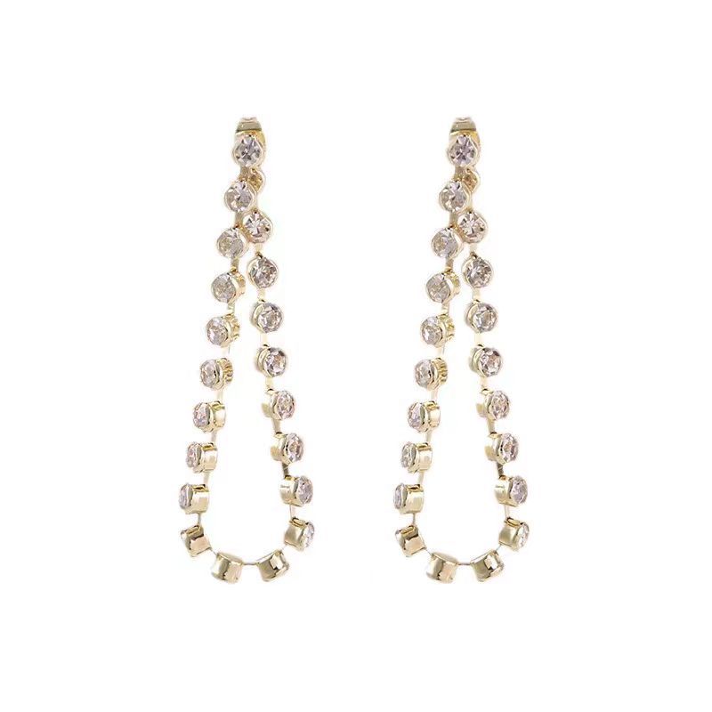 Korean style, high-end and elegant, teardrop-shaped rhinestone earrings, long, trendy, light luxury, high-end zircon earrings for women Application Scenario