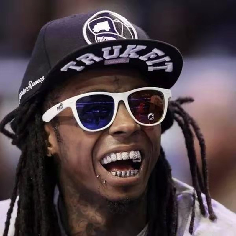 New best-selling hip-hop teeth from Europe and America, Halloween stage props, Hip-Hop nightclub trendy accessories for men and women Application Scenario