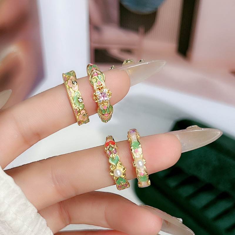 A unique macaron enamel open ring with ancient charm in new Chinese style, a light luxury and niche summer ring for women Application Scenario